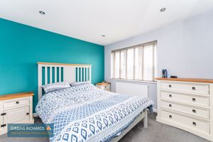 Bedroom- click for photo gallery